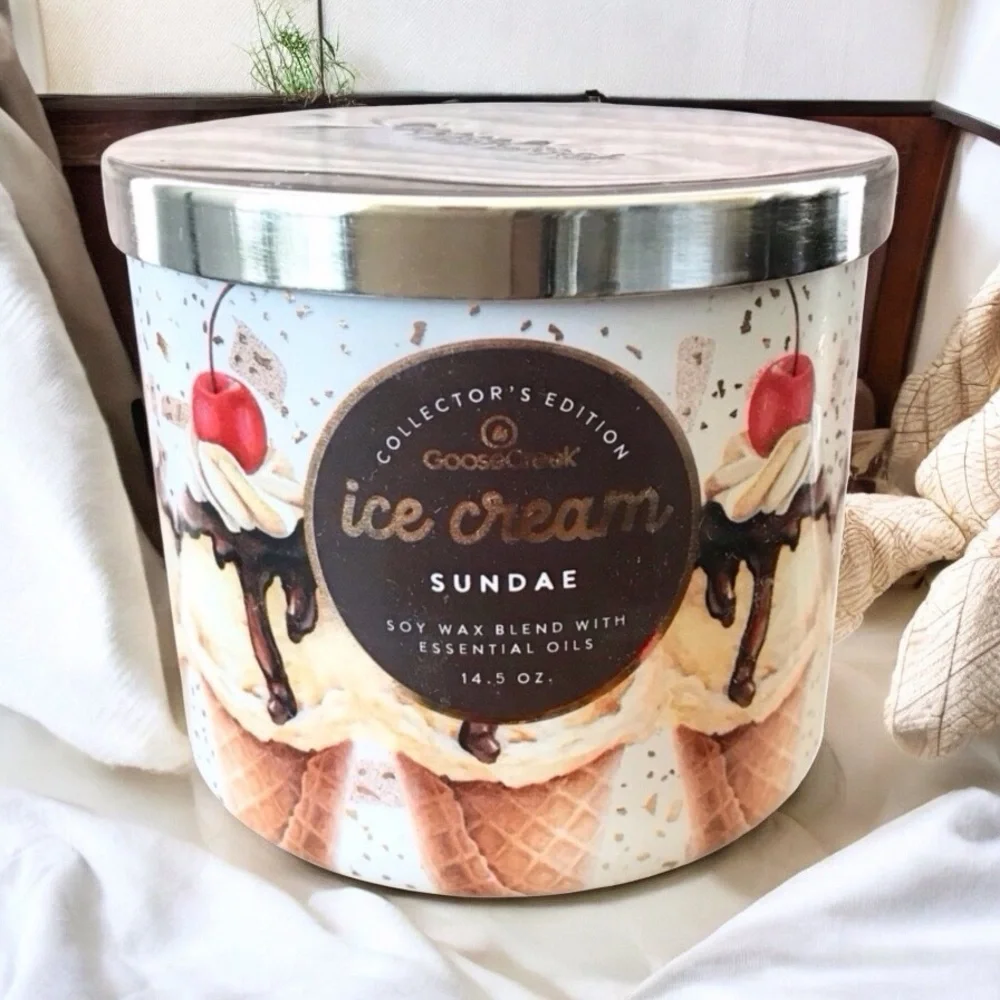 🆕40+hrs Ice Cream Sundae 3 Wick Candle